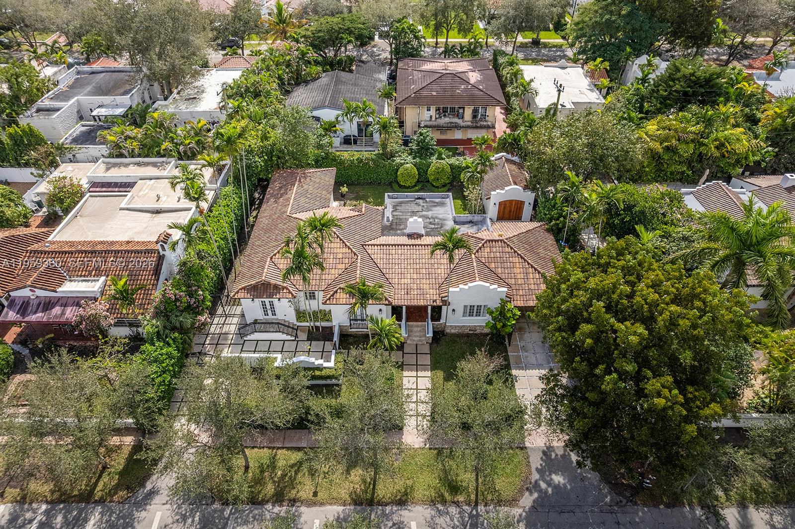 428 Giralda Ave