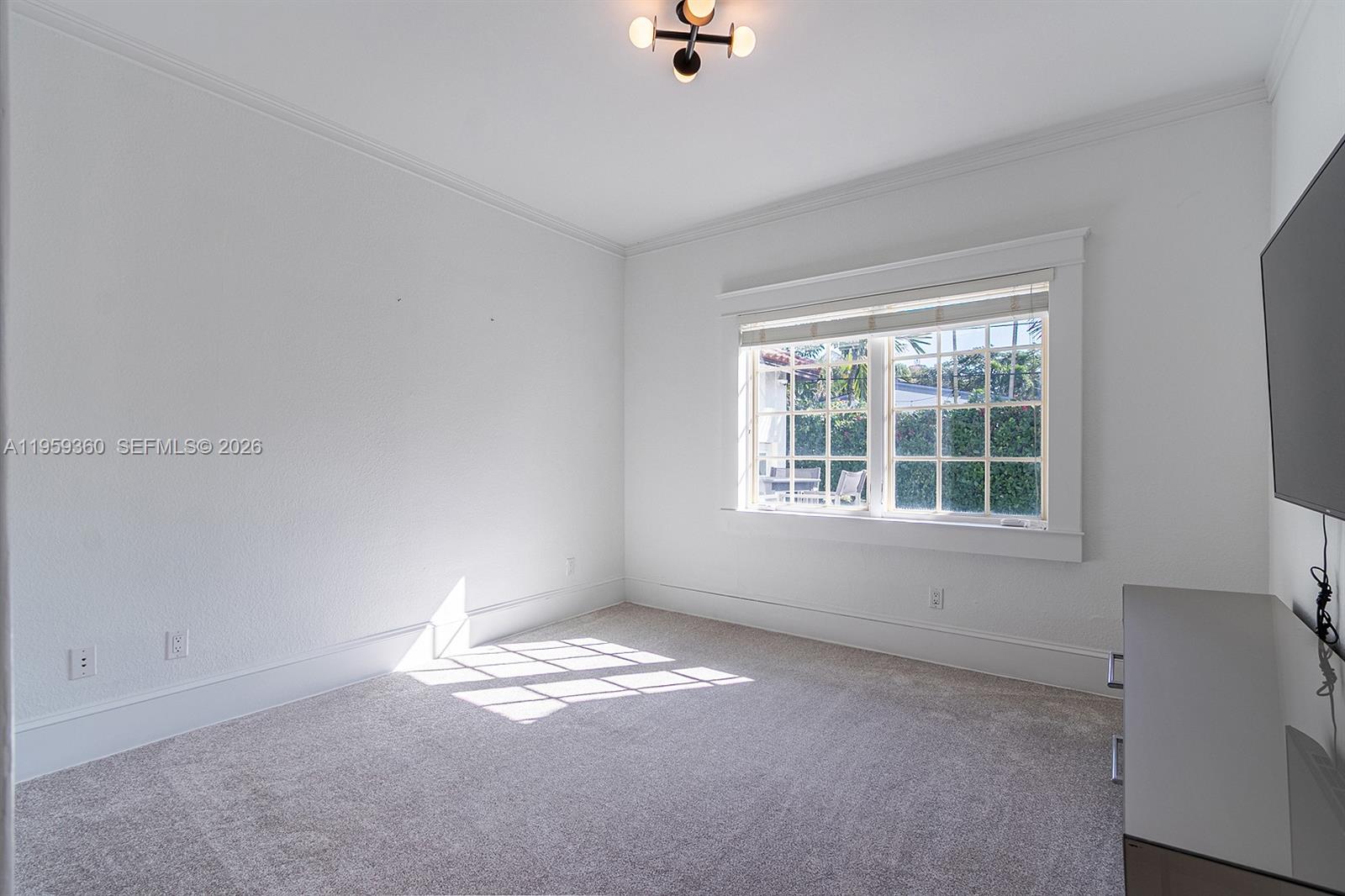 428 Giralda Ave