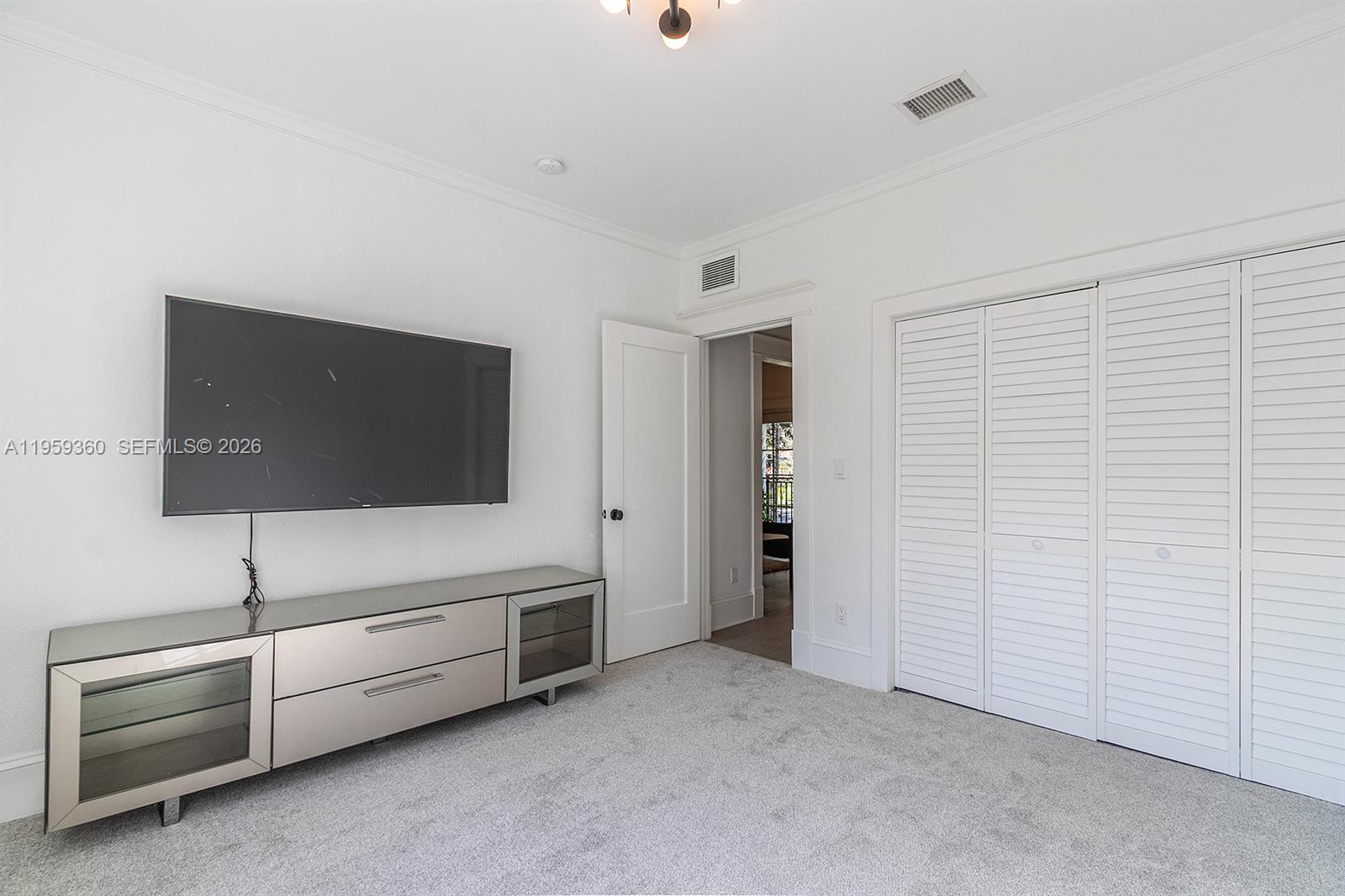 428 Giralda Ave