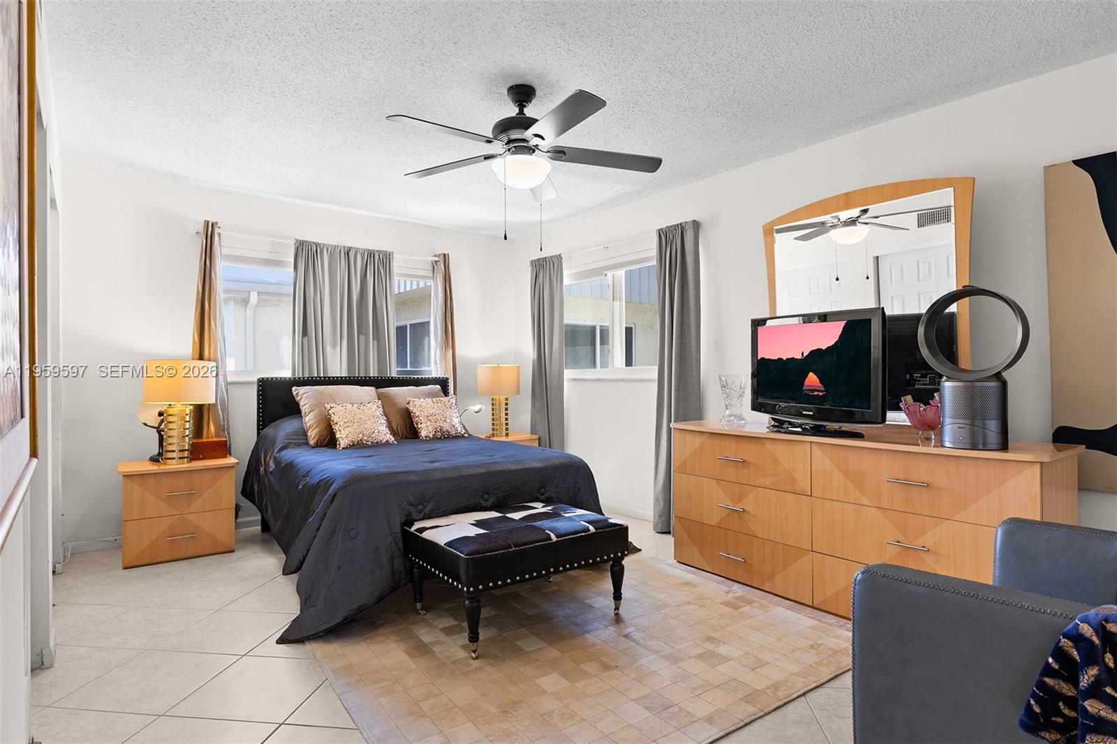 130 NE 26th Ave # 4040