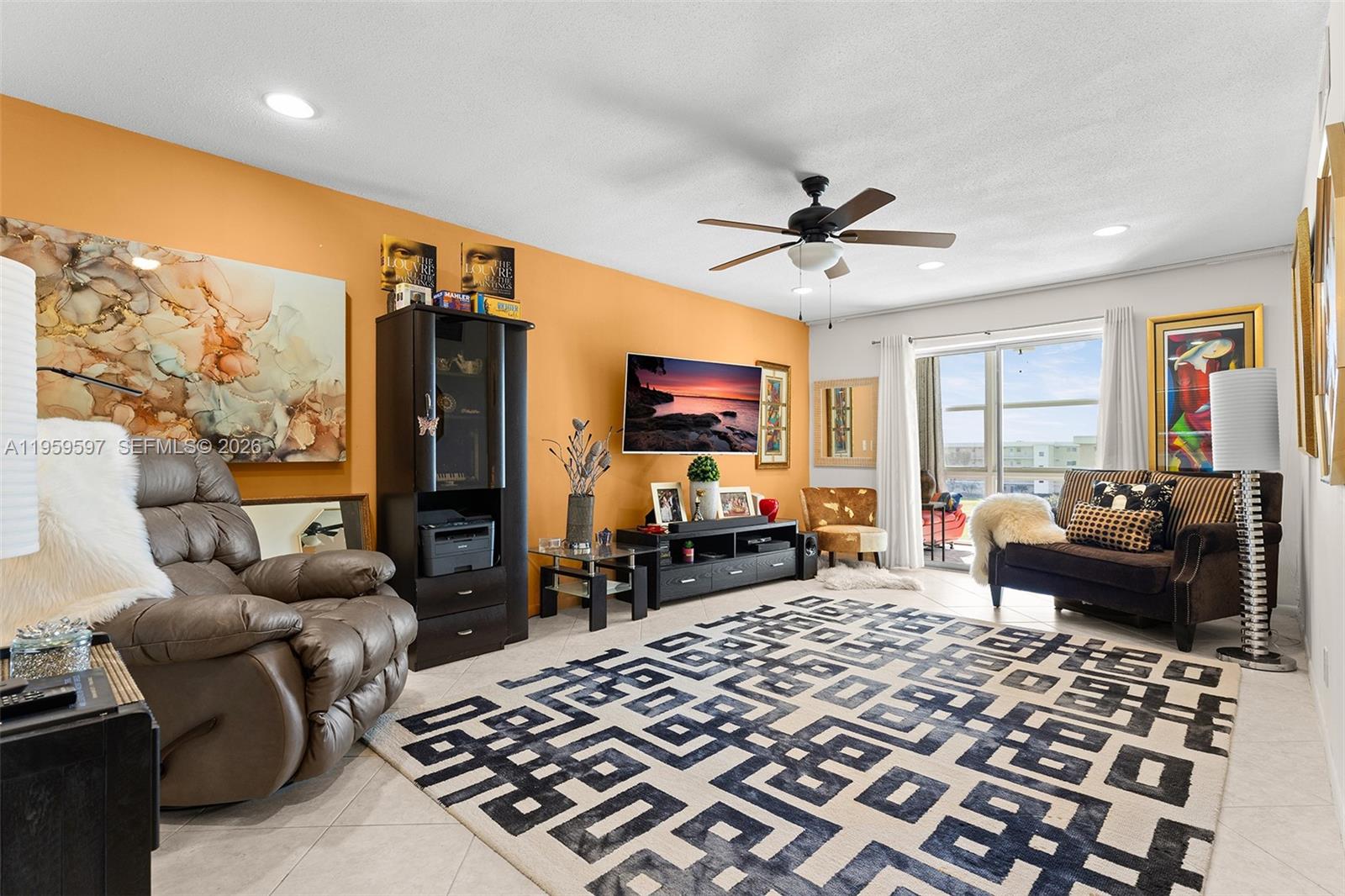 130 NE 26th Ave # 4040