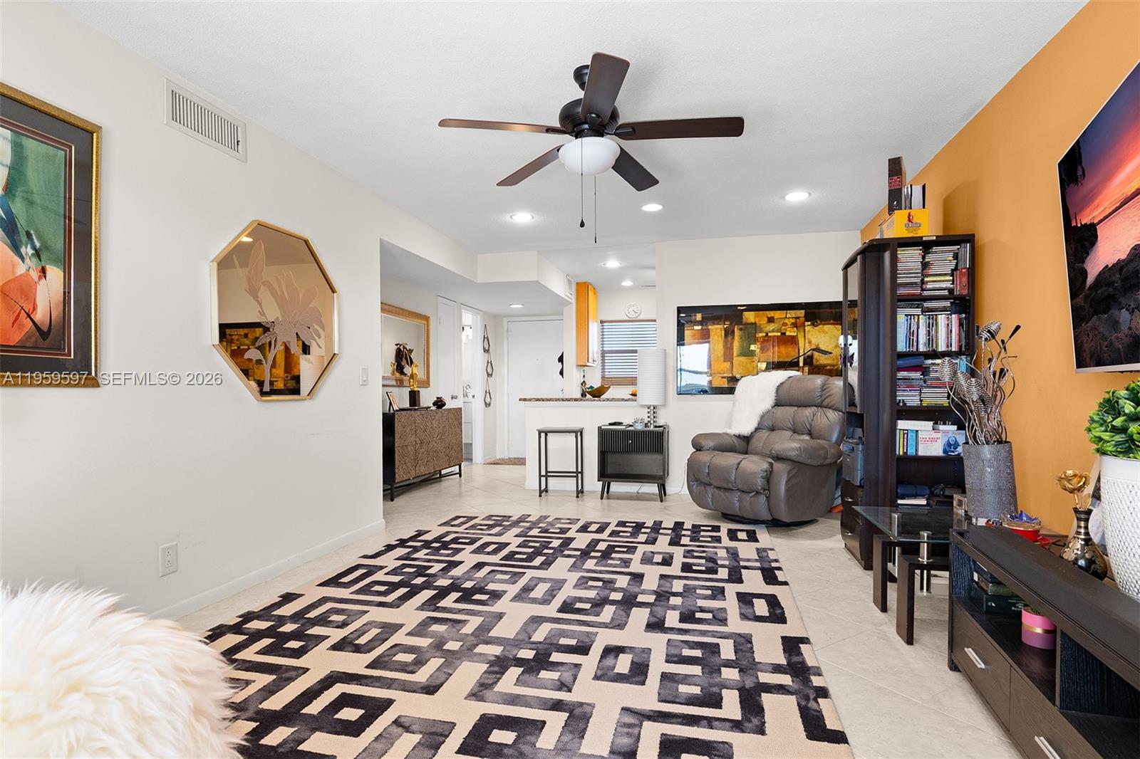 130 NE 26th Ave # 4040