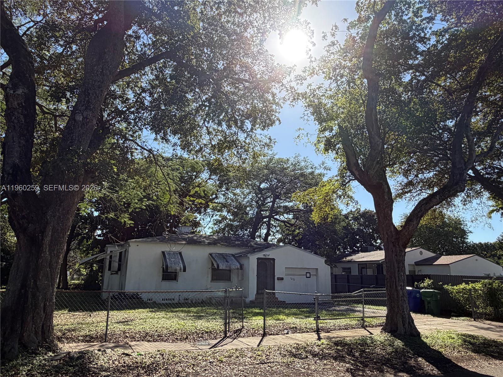 1070 NW 44th St