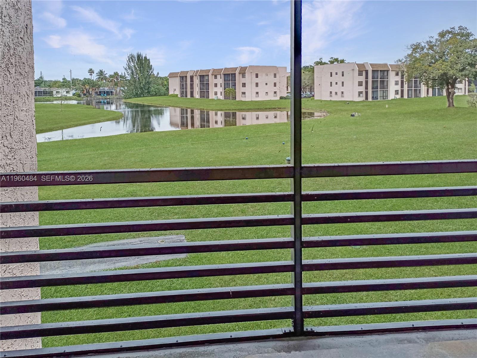 10402 Sunrise Lakes Blvd Unit: 201
