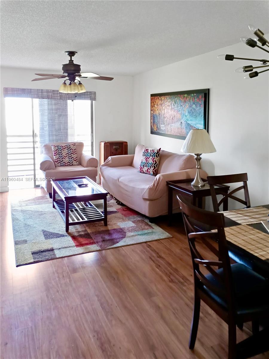 10402 Sunrise Lakes Blvd Unit: 201