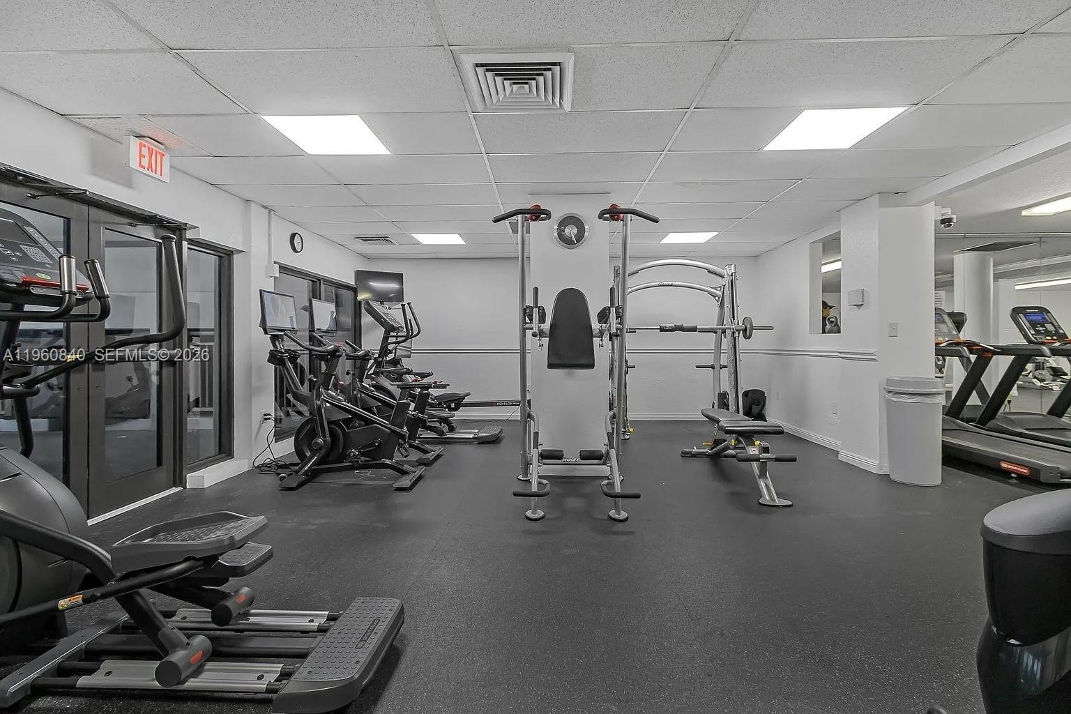 1950 S Ocean Dr # 17E