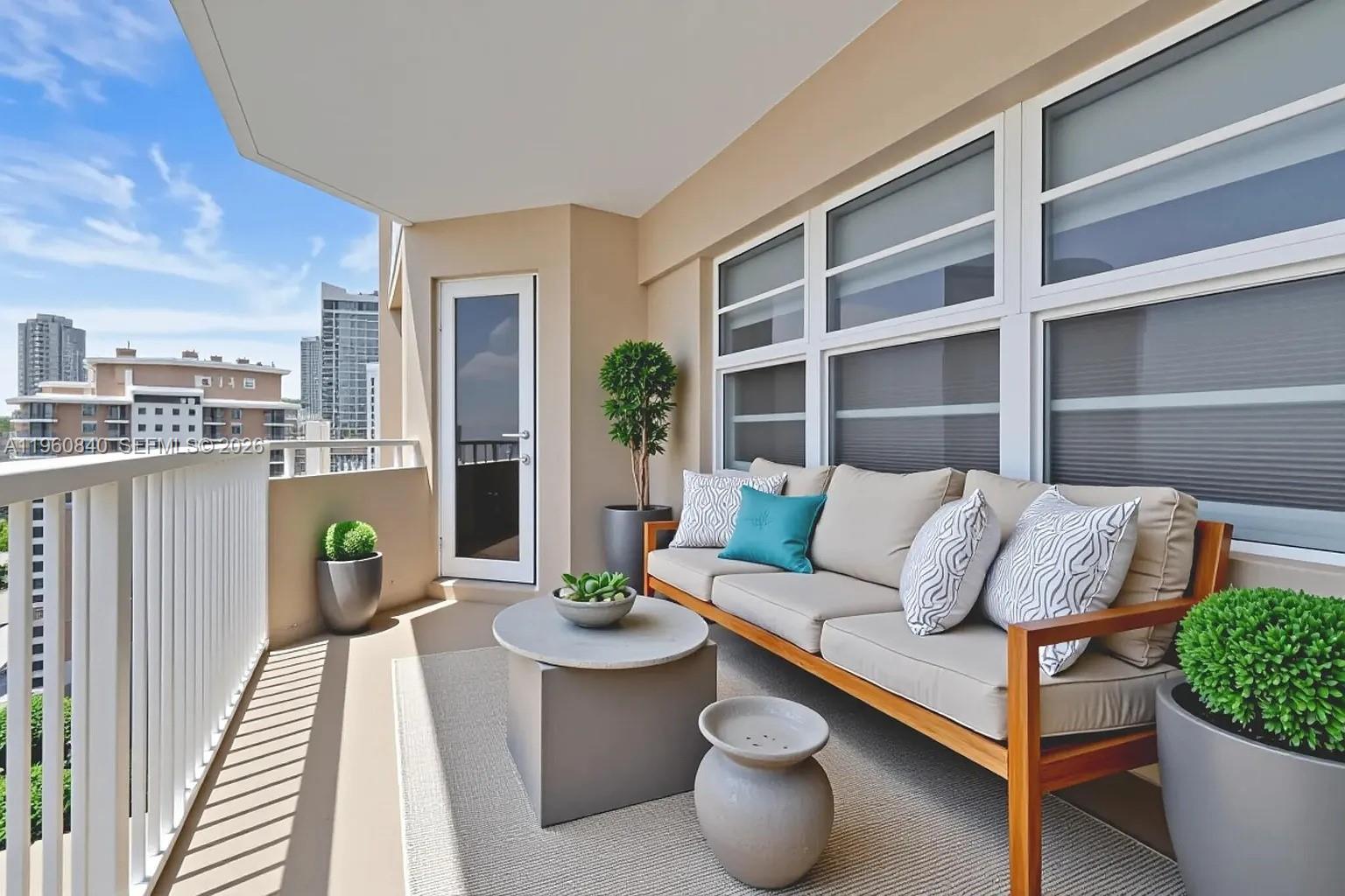 1950 S Ocean Dr # 17E