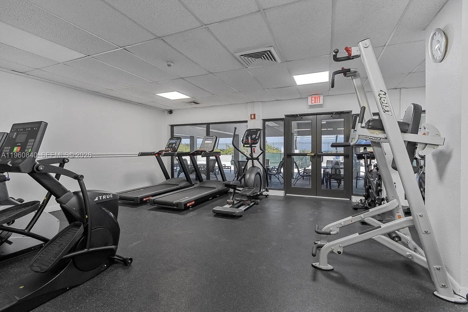 1950 S Ocean Dr # 17E