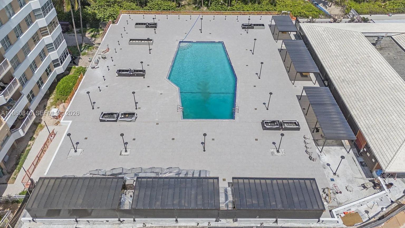 1950 S Ocean Dr # 17E