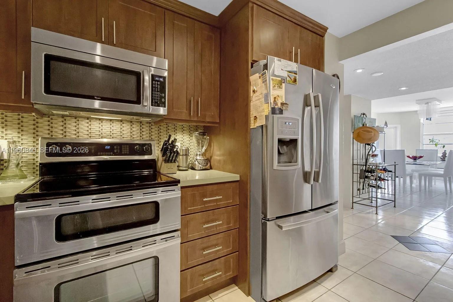 1950 S Ocean Dr # 17E