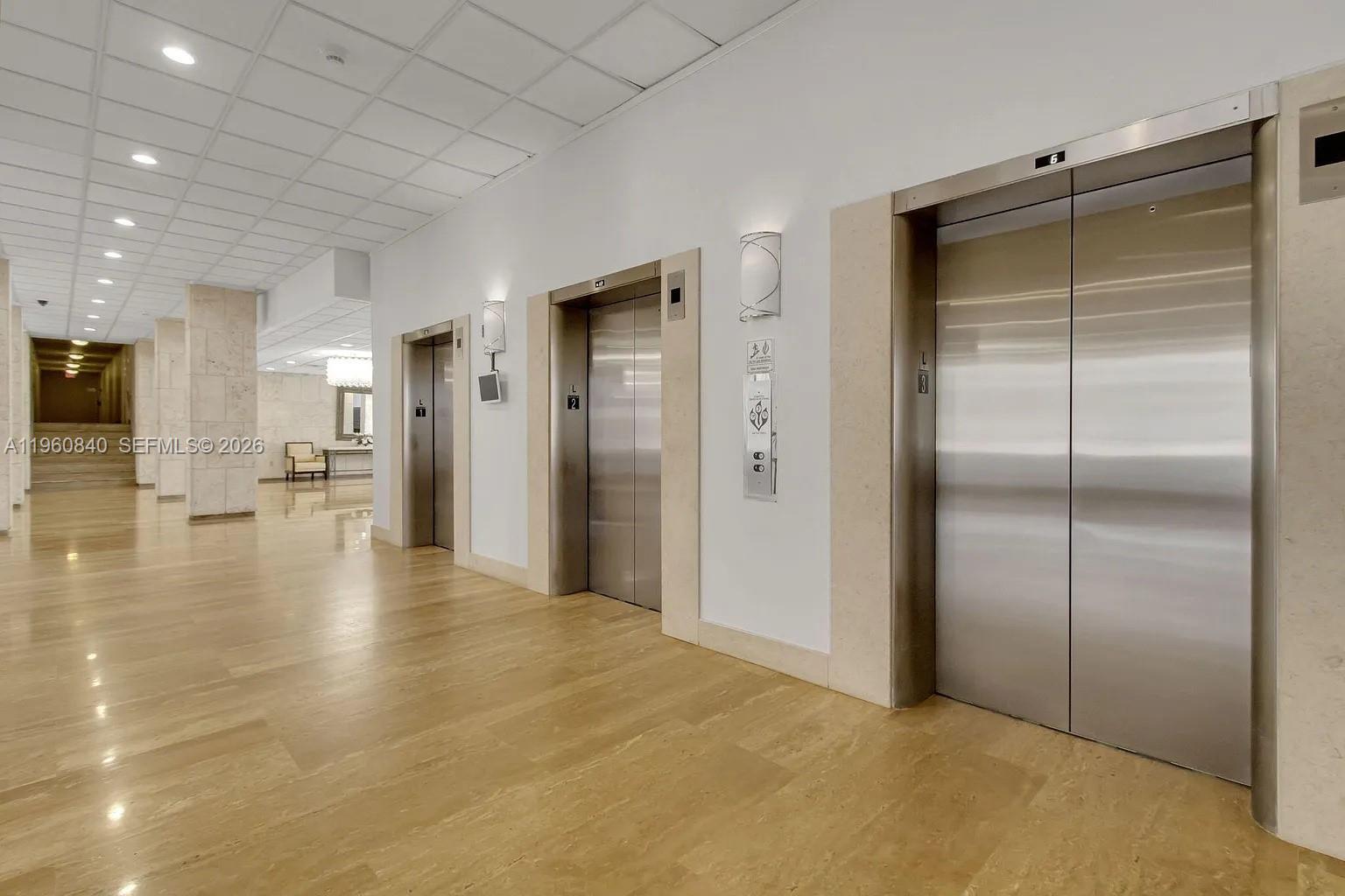 1950 S Ocean Dr # 17E