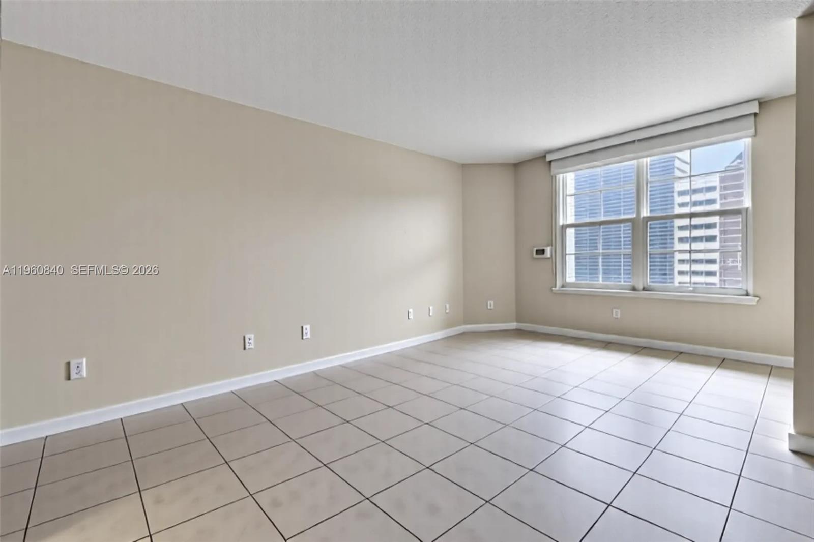 1950 S Ocean Dr # 17E