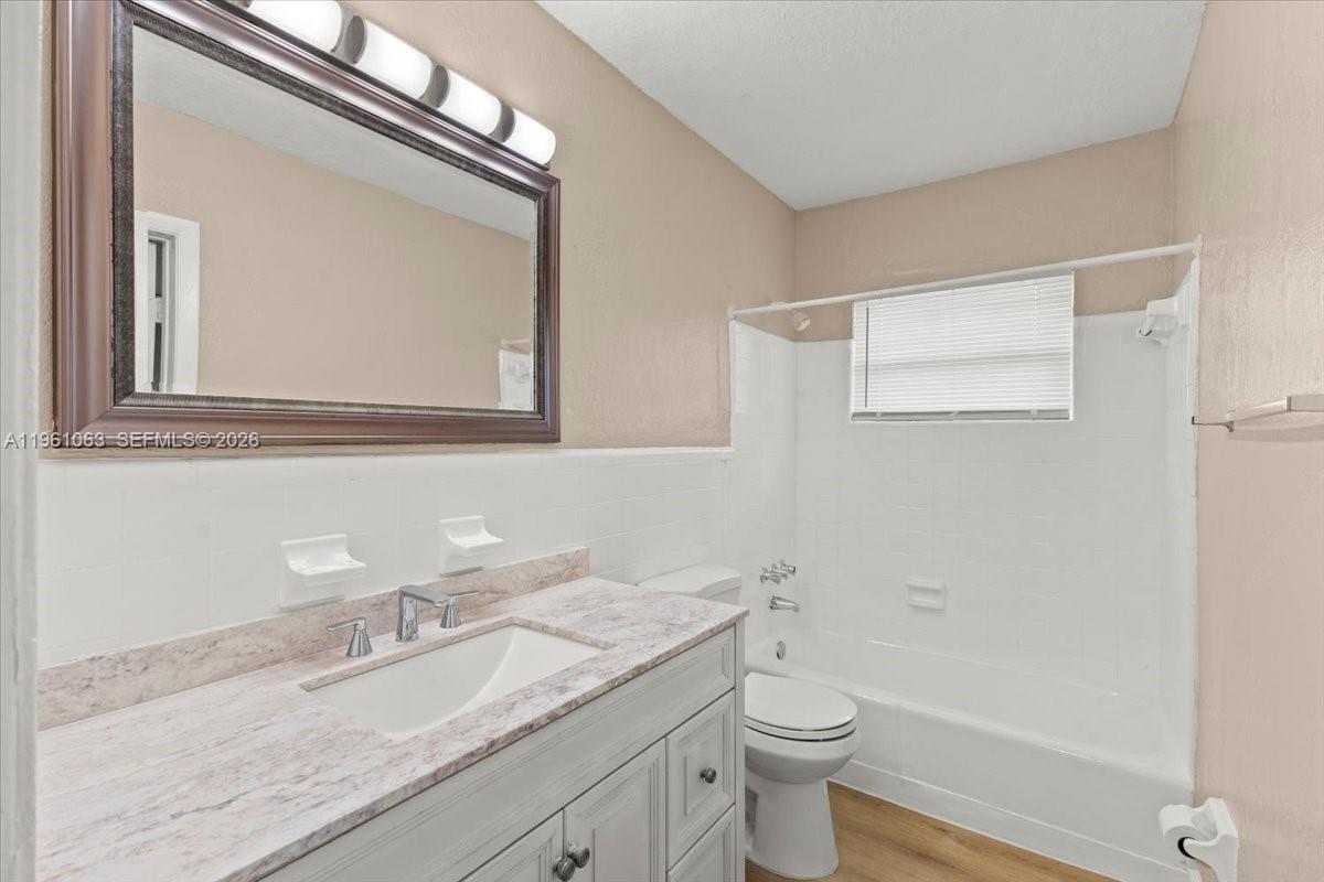 1340 NW 8th Ave # 1340