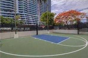 600 NE 36th St # 507