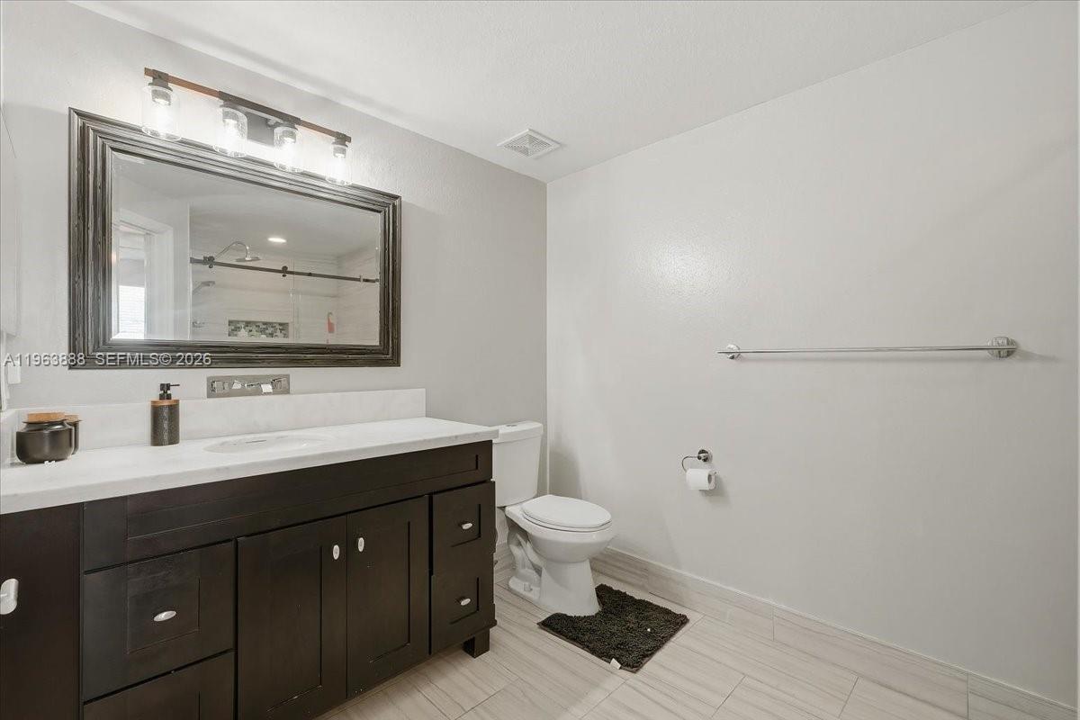 7934 Sanibel Dr