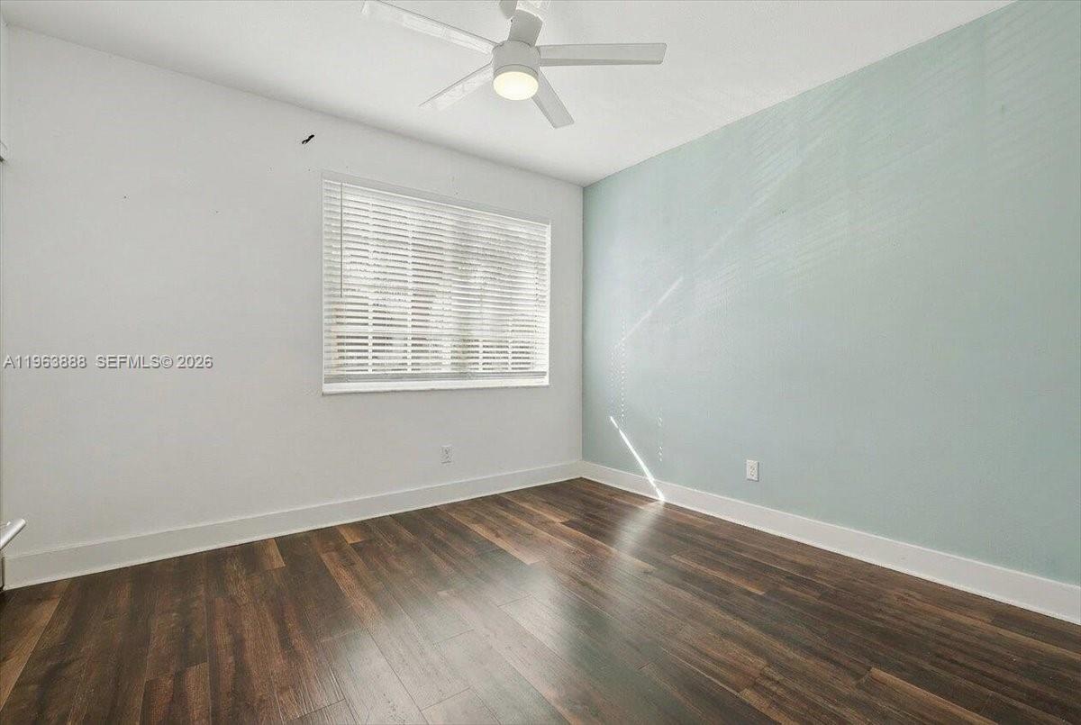 7934 Sanibel Dr