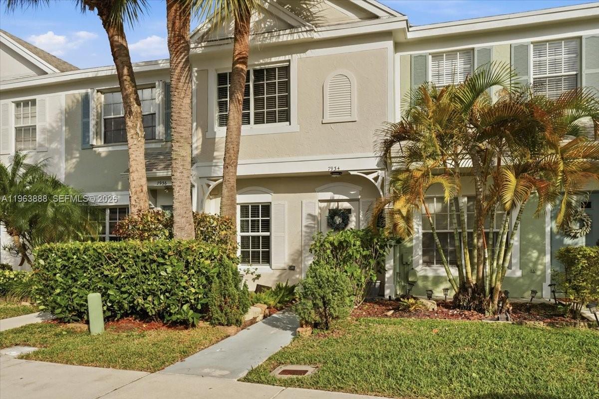 7934 Sanibel Dr