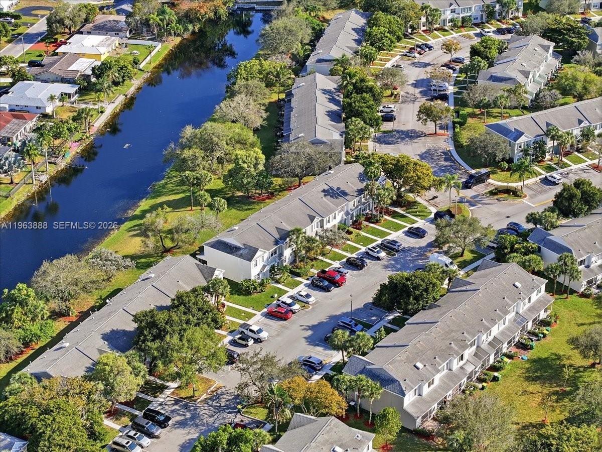 7934 Sanibel Dr