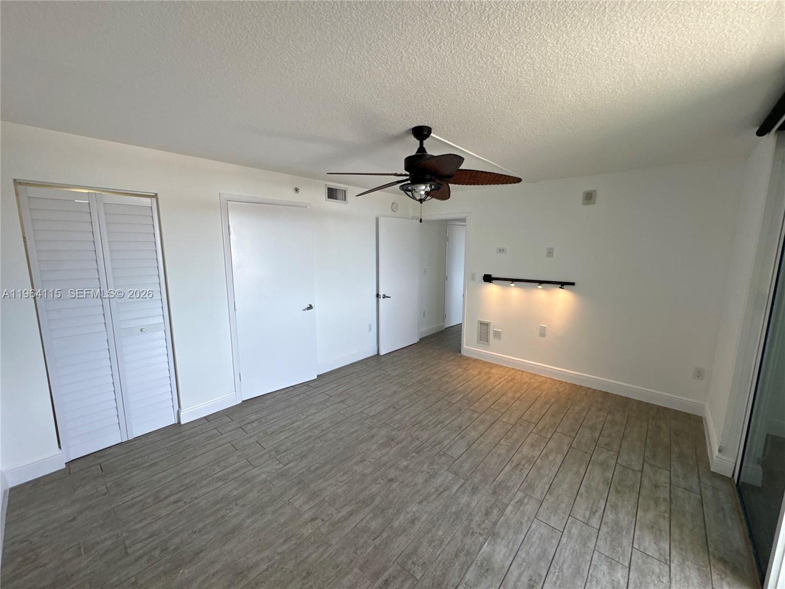 219 NW 12th Ave # 711