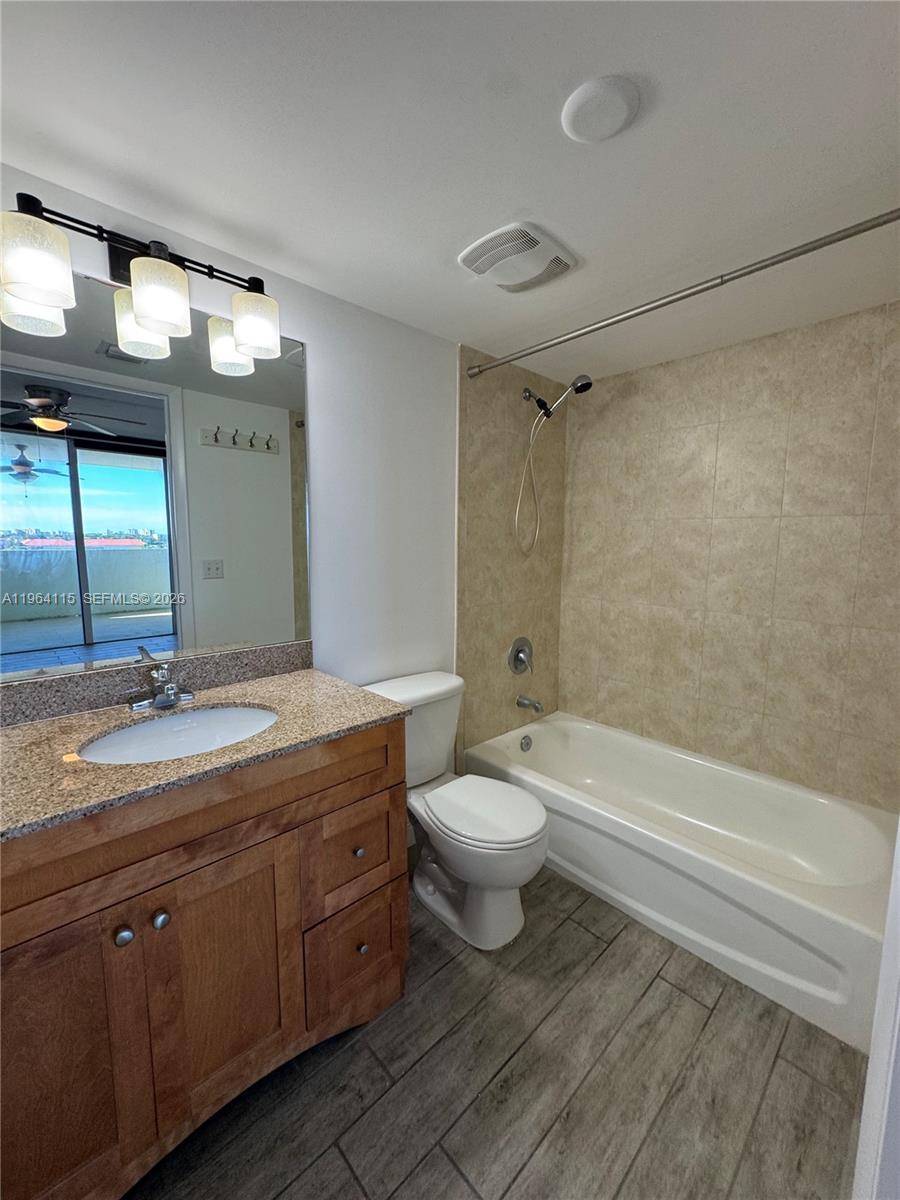 219 NW 12th Ave # 711