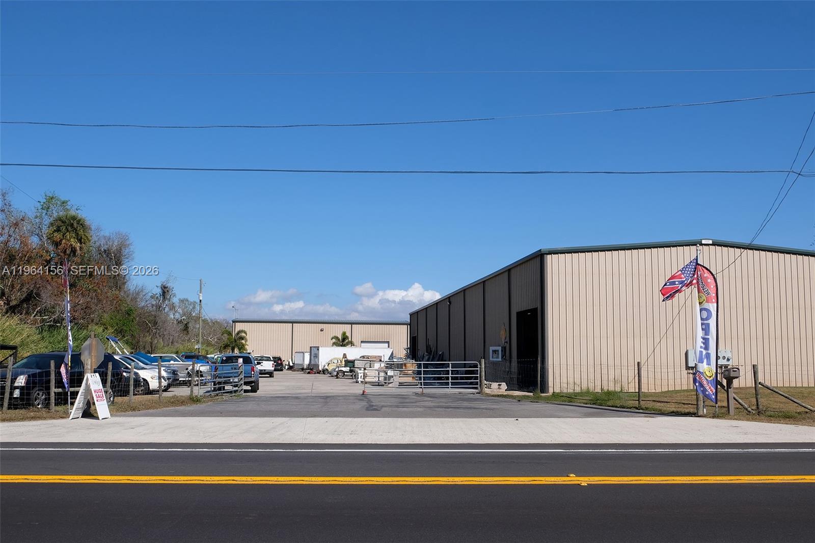 5271 US HWY 441 SE