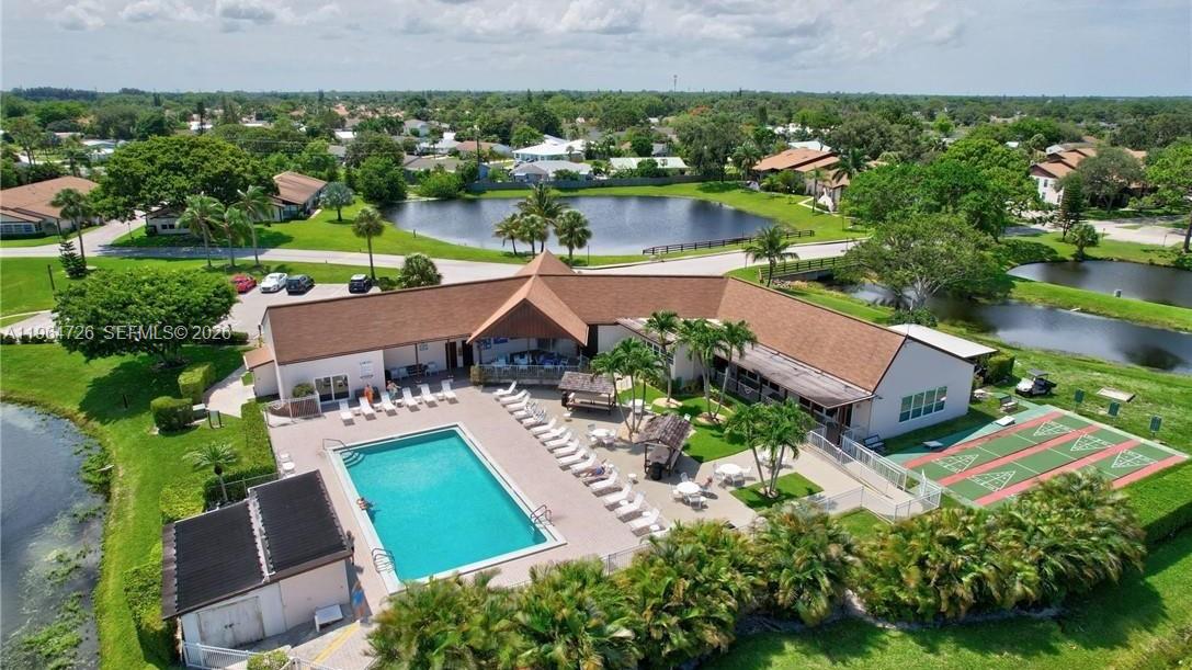 6531 SE Federal Hwy # F107