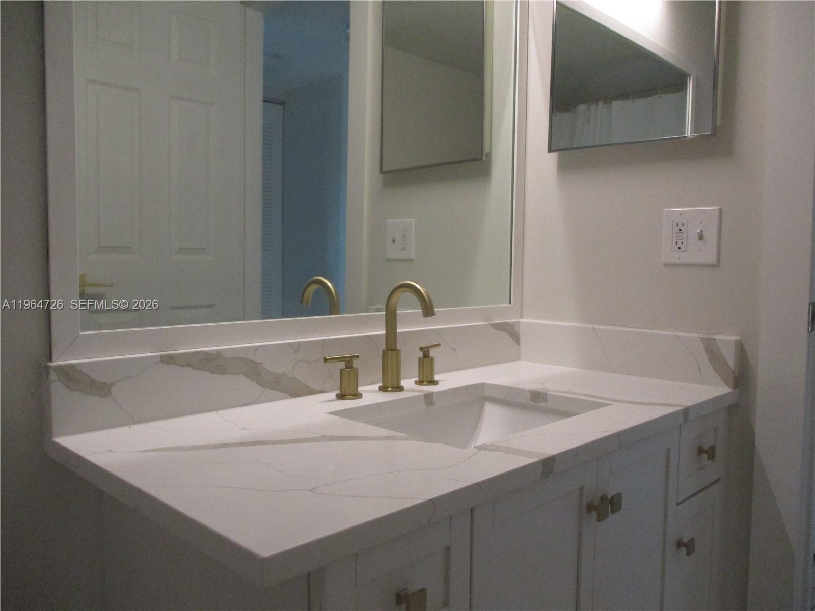 6531 SE Federal Hwy # F107