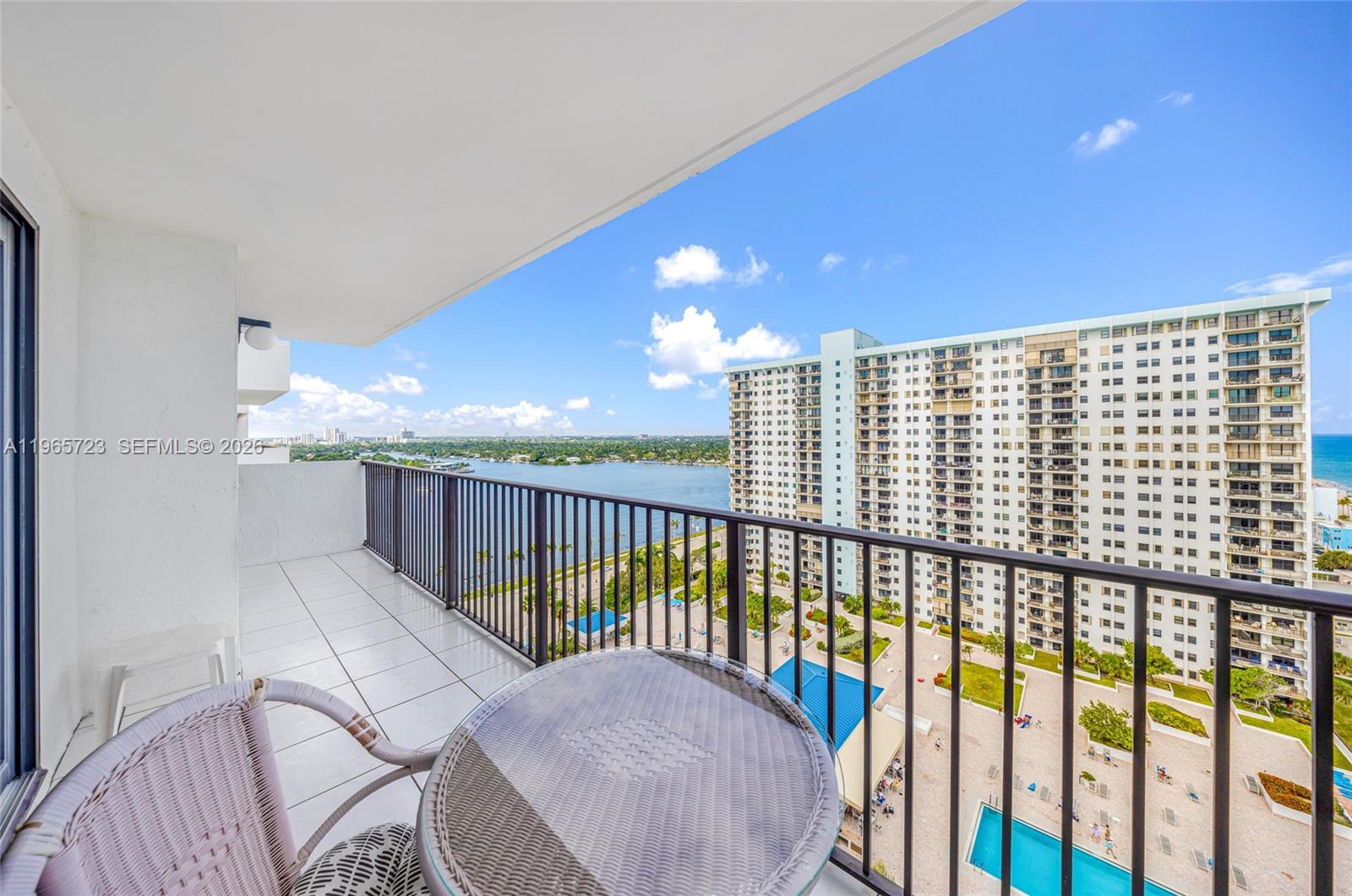 1201 S Ocean Dr # 1903S