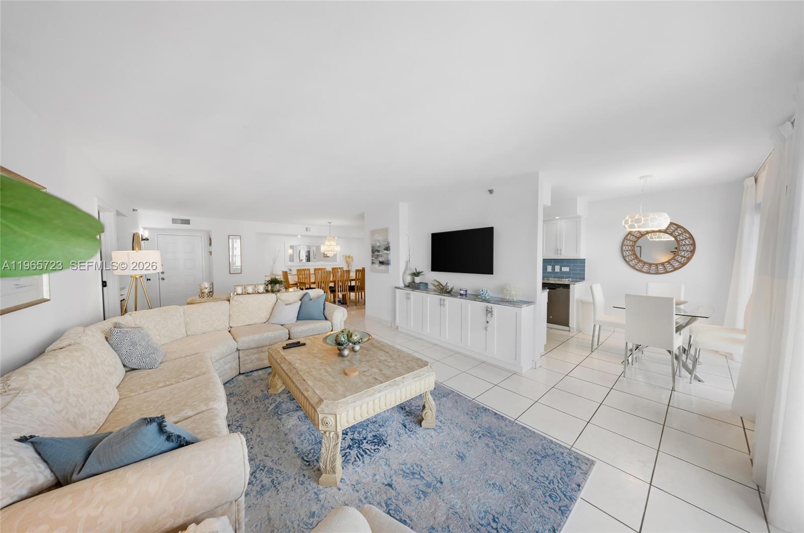 1201 S Ocean Dr # 1903S