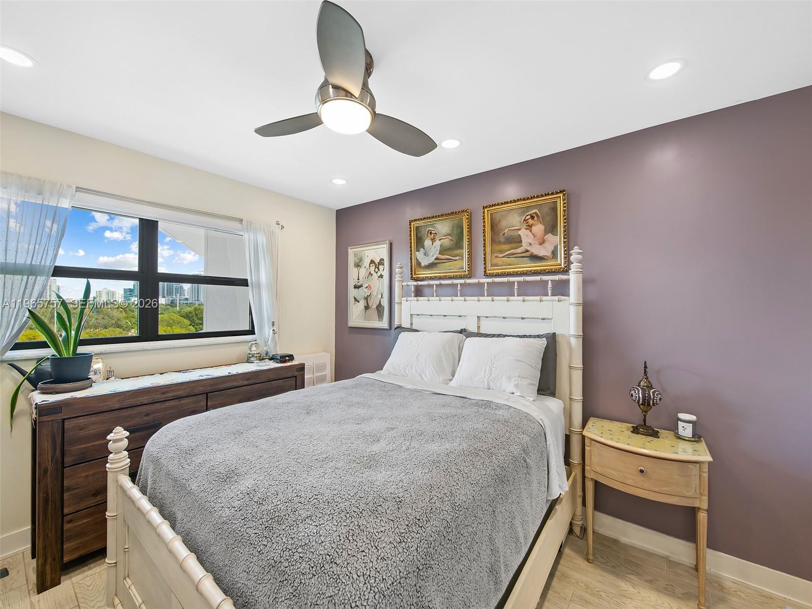 1000 River Reach Dr # 516
