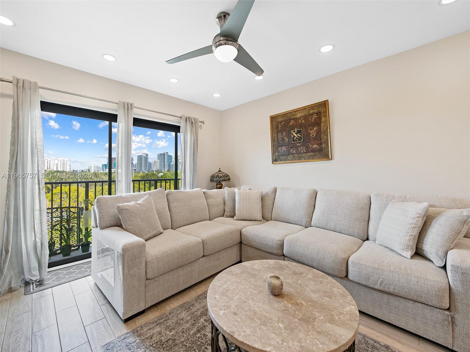 1000 River Reach Dr # 516