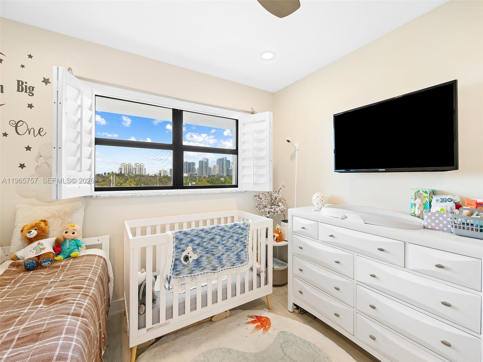 1000 River Reach Dr # 516