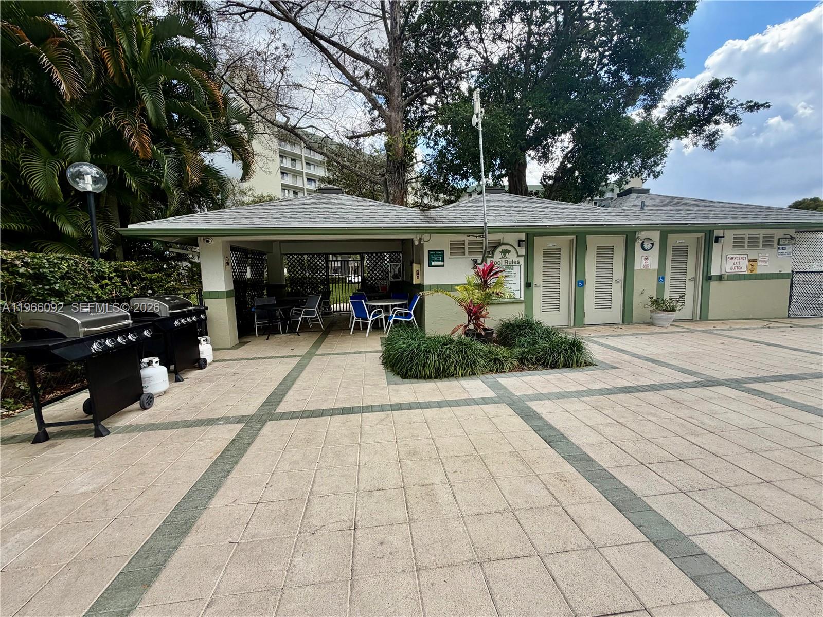 2334 S Cypress Bend Dr # 505