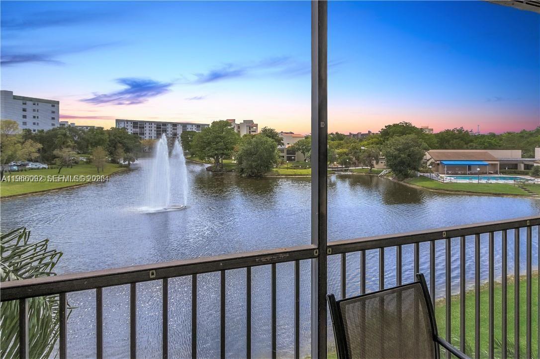 2334 S Cypress Bend Dr # 505