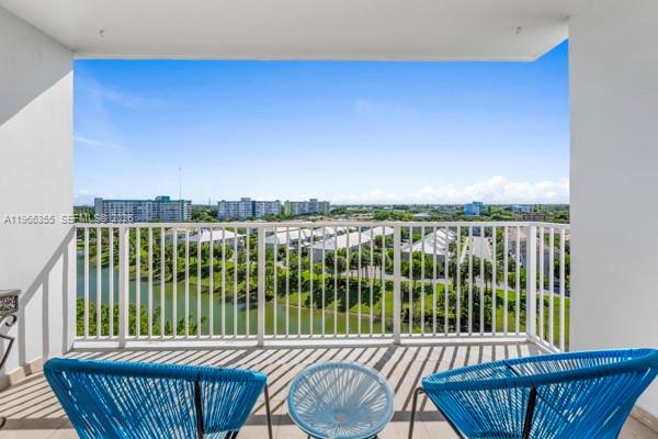 3850 Washington St # 910