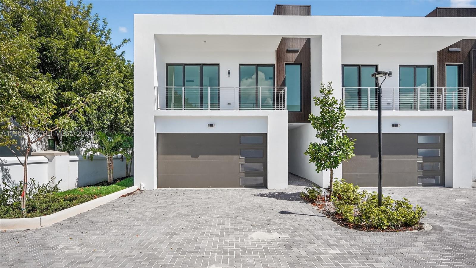 4632 SW 32nd Ave # C1