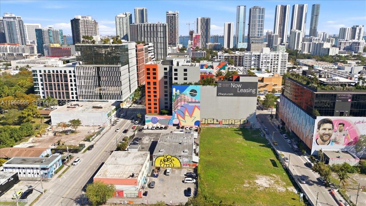 150 NW 29th St # 160