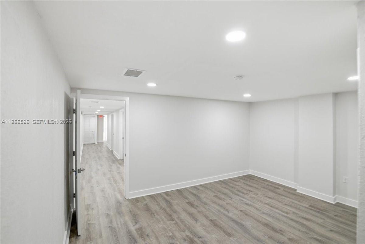 150 NW 29th St # 160