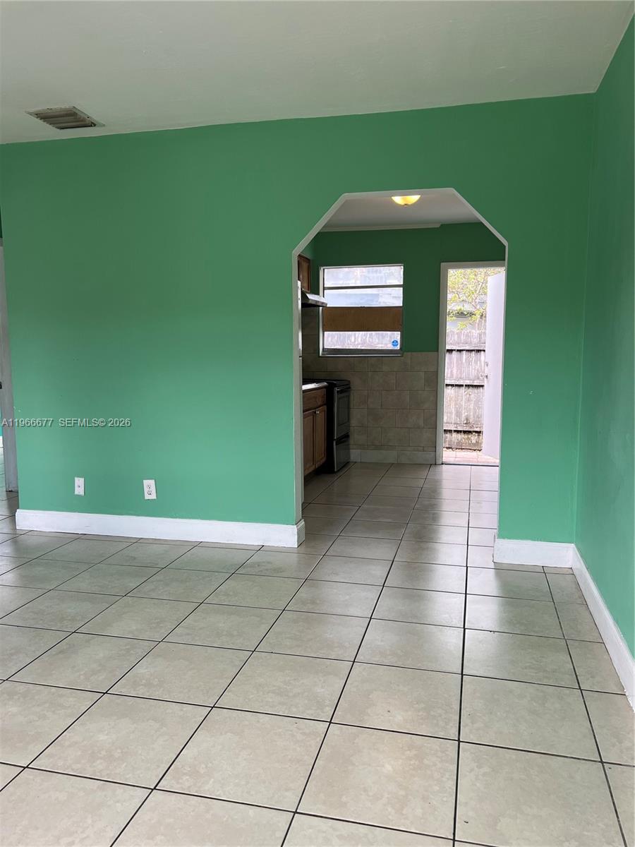 1013 Foster Rd # 1