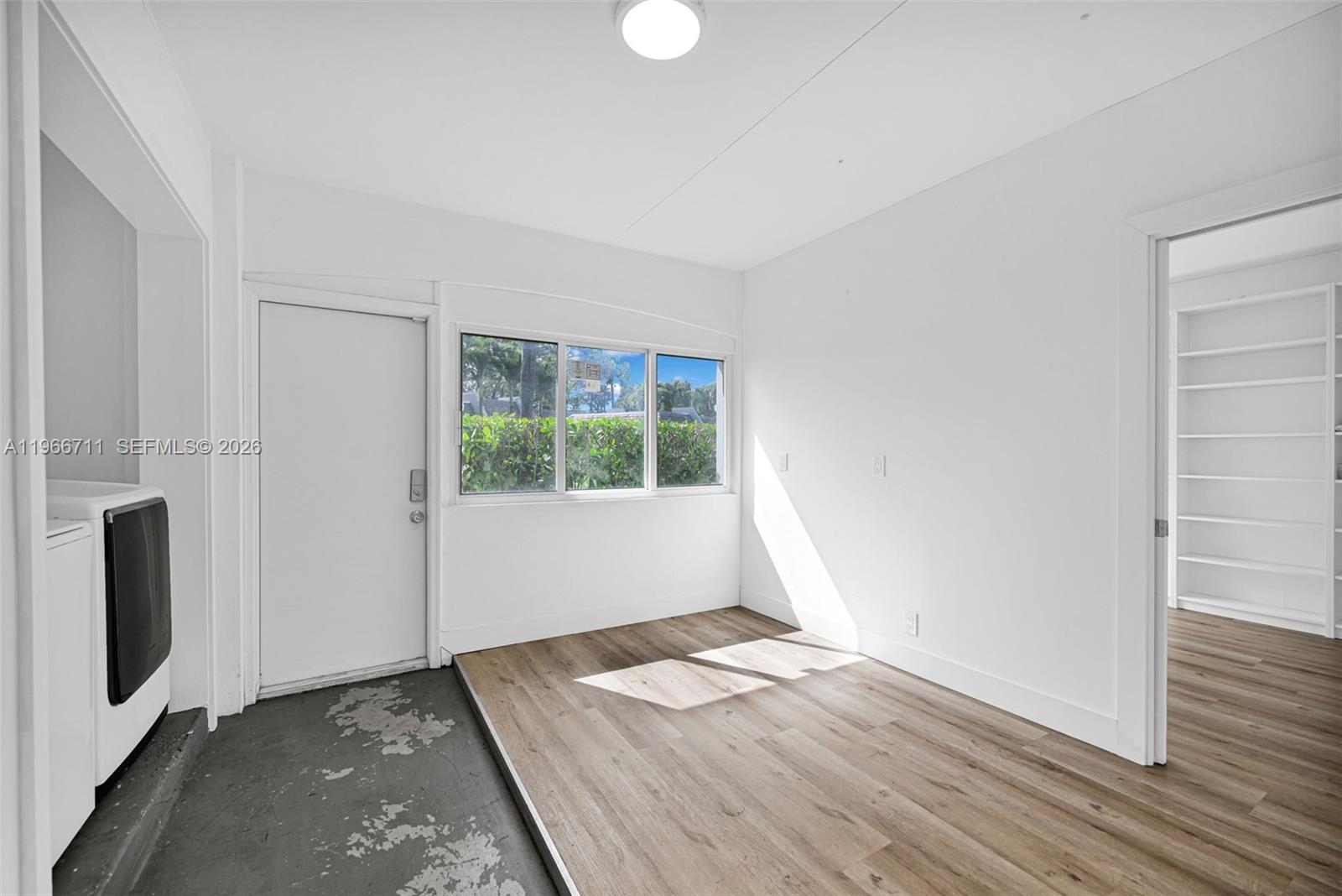820 E Cypress Ln # 38 Unit: V-38