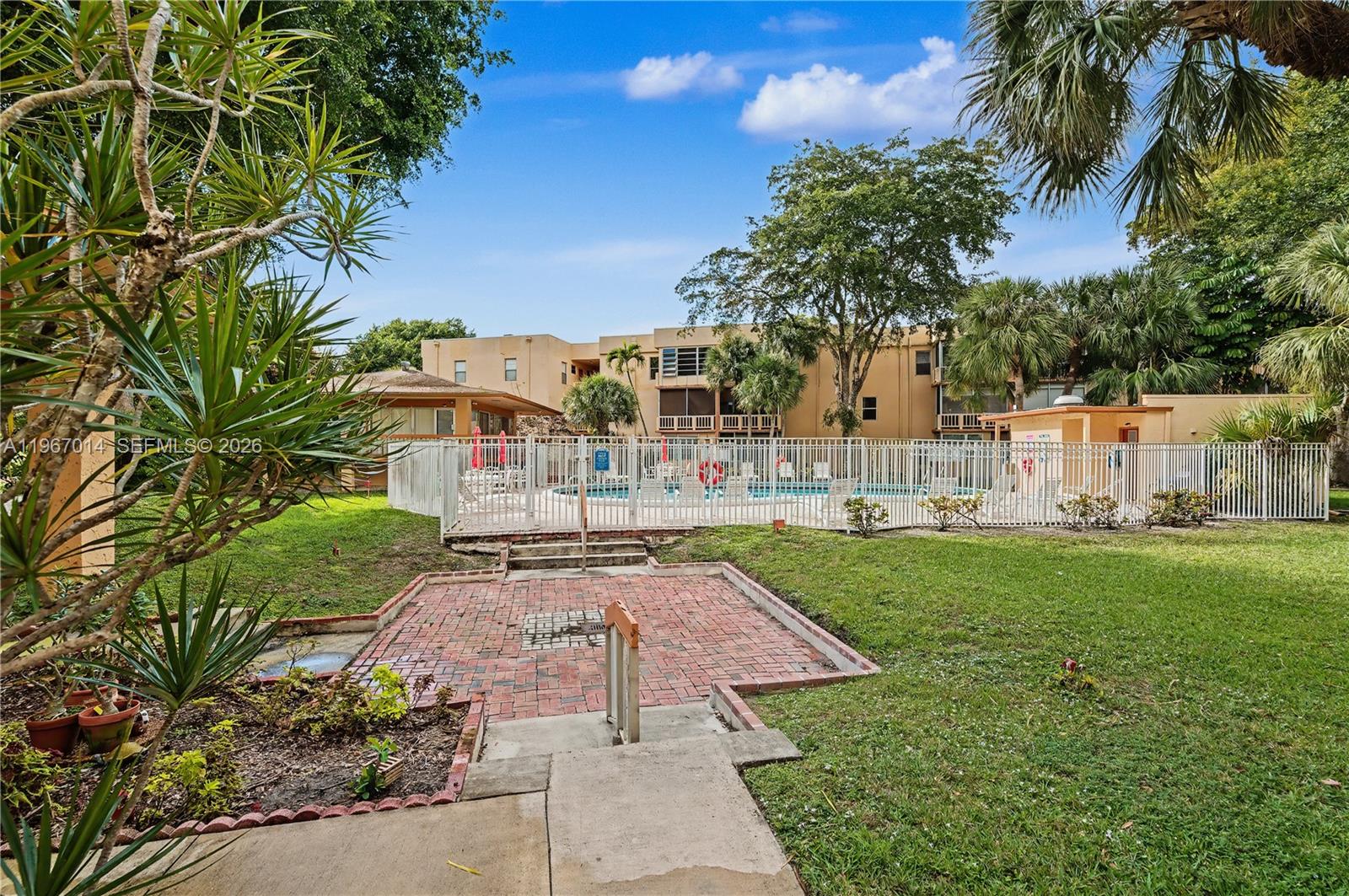 8380 Lagos De Campo Blvd # 307
