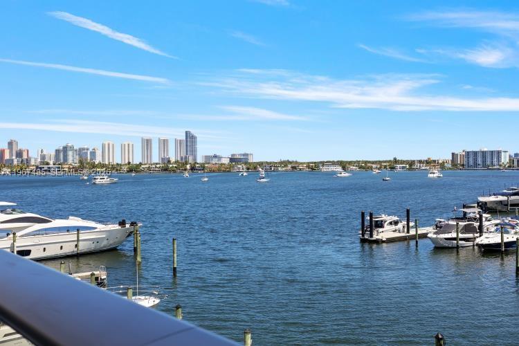 17301 Biscayne Blvd # 305