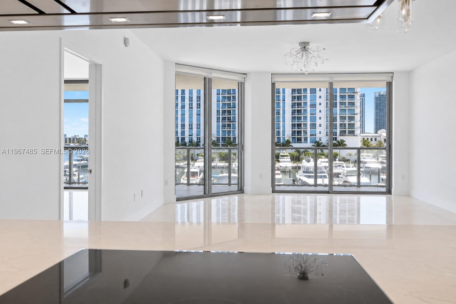 17301 Biscayne Blvd # 305