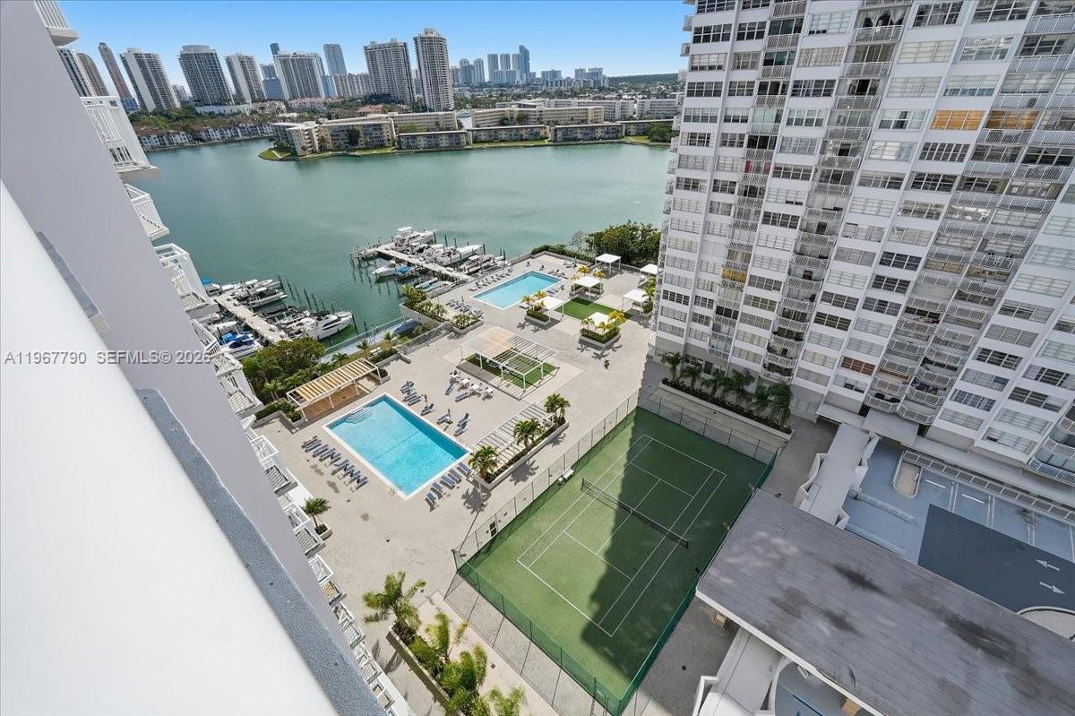18051 Biscayne Blvd # 1701