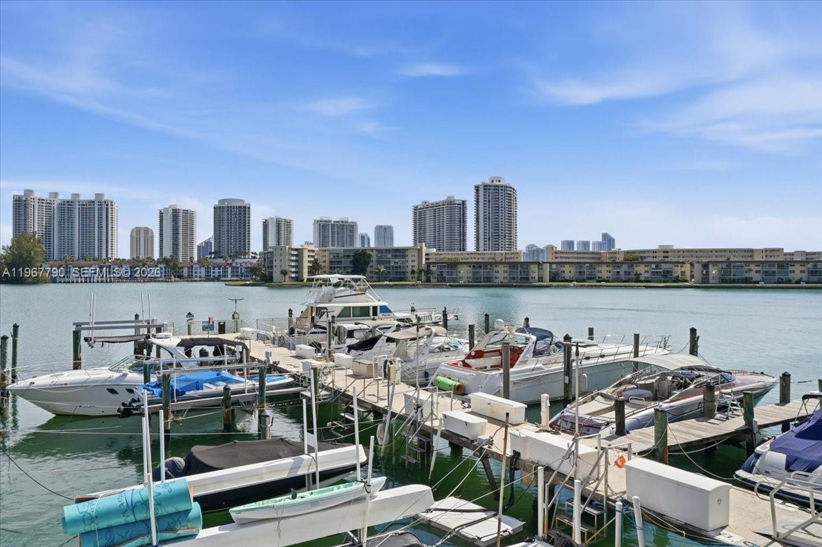 18051 Biscayne Blvd # 1701