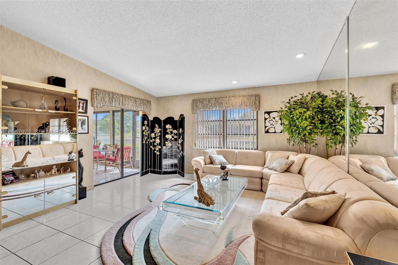 6116 Kings Gate Cir