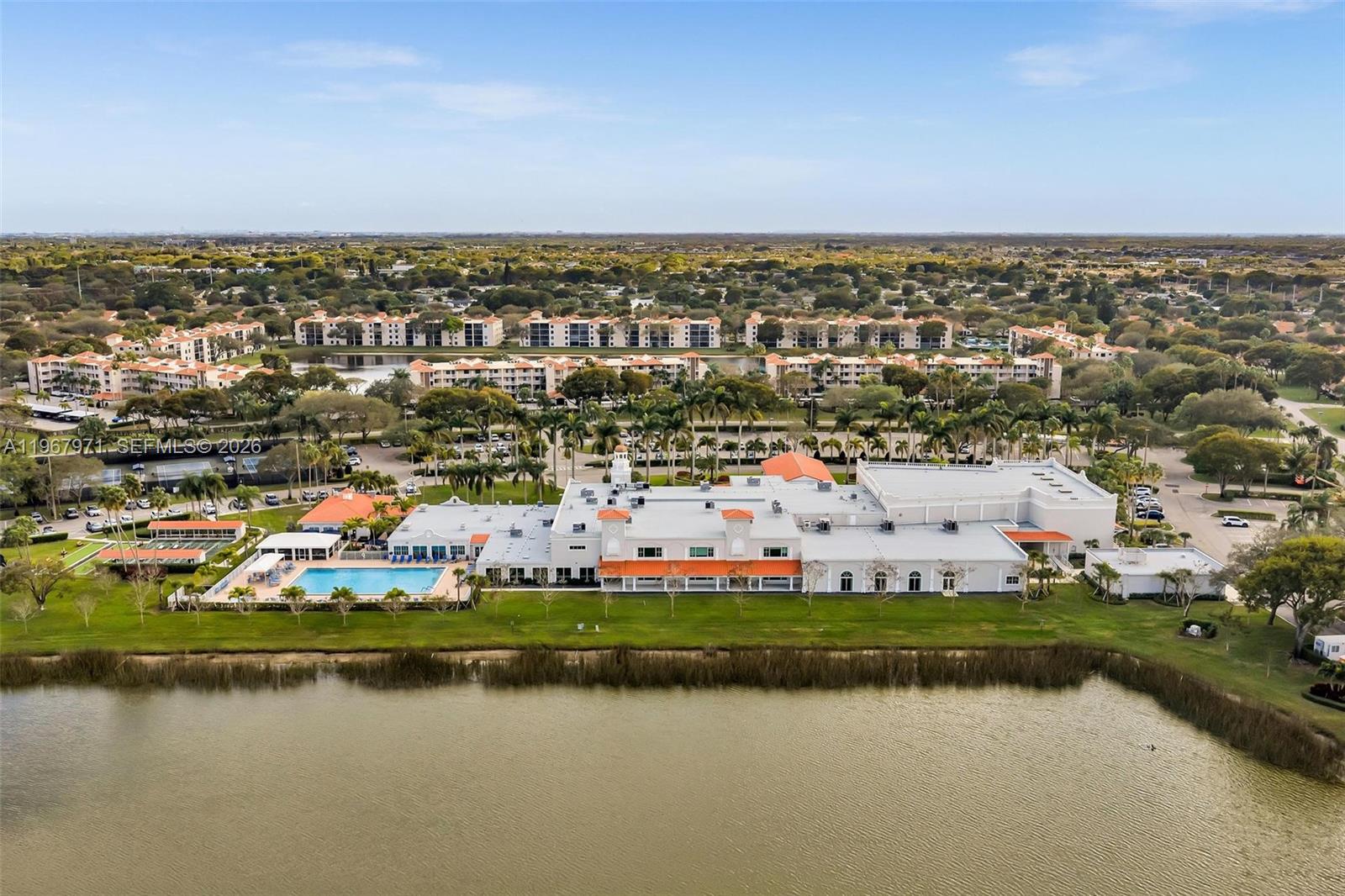 6116 Kings Gate Cir