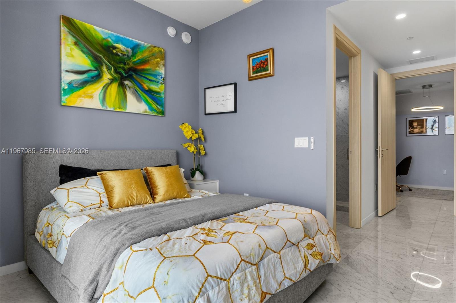 1000 Brickell Plz Unit: PH5304