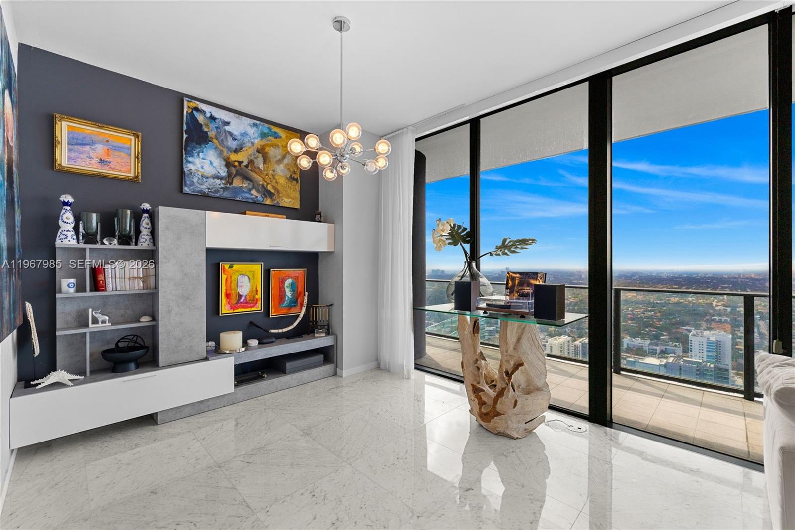 1000 Brickell Plz Unit: PH5304