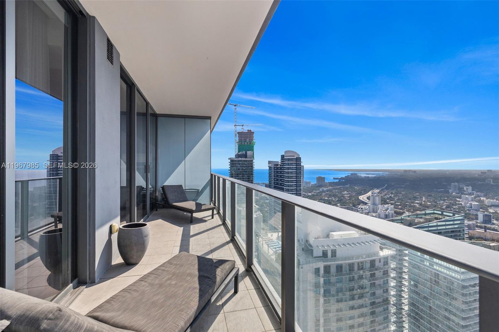 1000 Brickell Plz Unit: PH5304